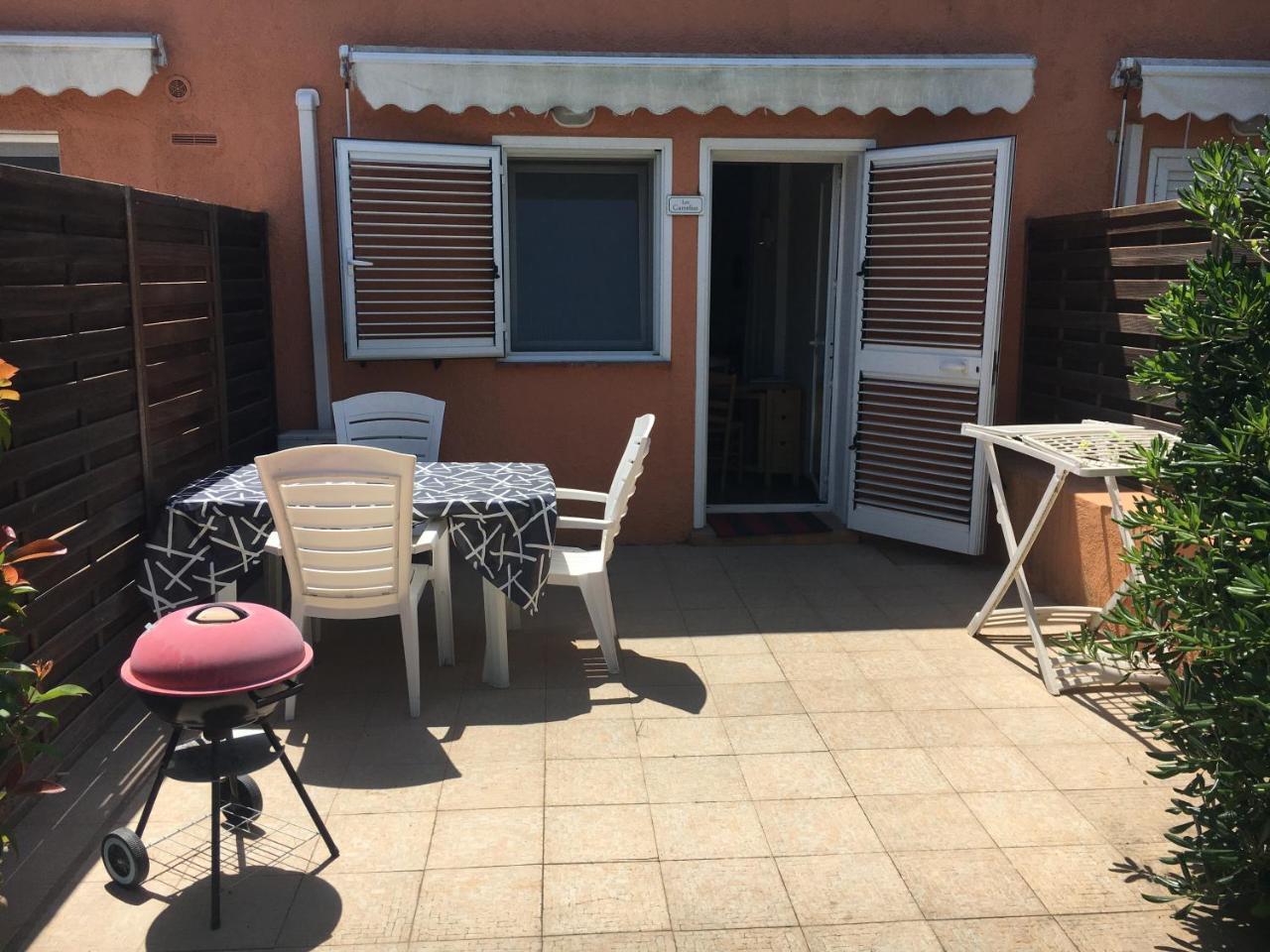 Residence Les Jardins De Sainte-Lucie "Piscine Chauffee" Exterior photo